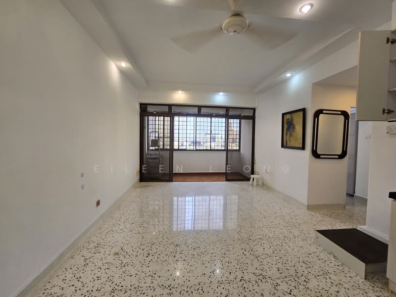 101 Kitchener Road photo 2