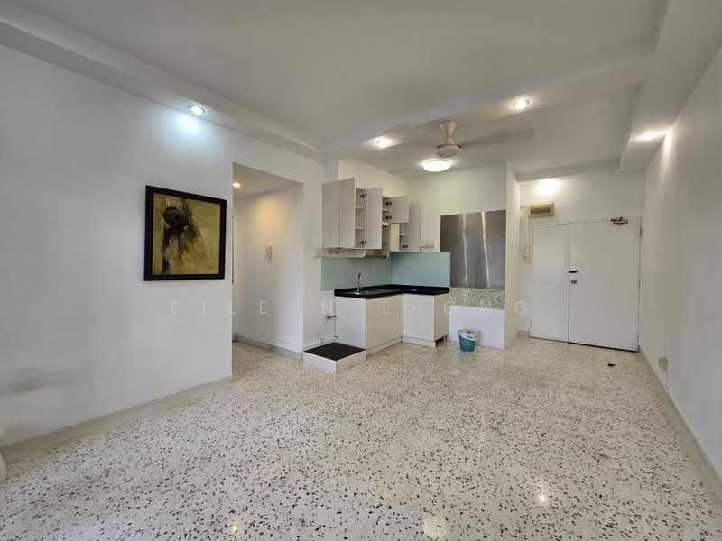 101 Kitchener Road photo 3
