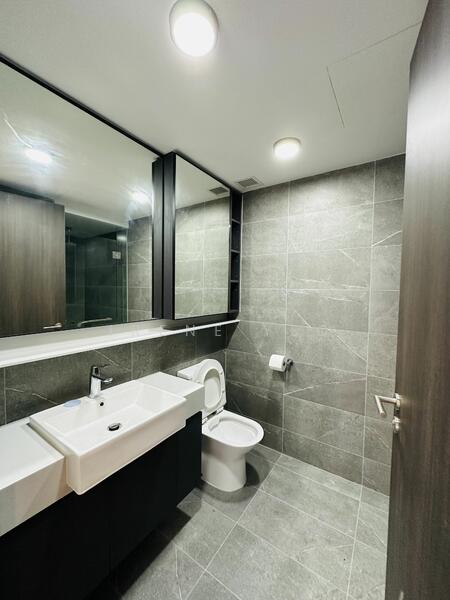 Riverfront Residences, 41 Hougang Avenue 7, Hougang / Punggol / Sengkang, 2 Bedrooms, 721 sqft, Condominium For Rent, by Irene Yeo, 24558290 - PropertyGuru.com.sg