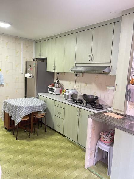 For Rent - 806 King George's Avenue