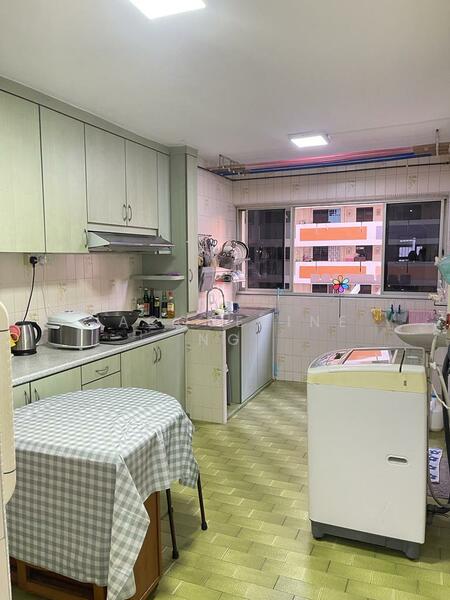 For Rent - 806 King George's Avenue