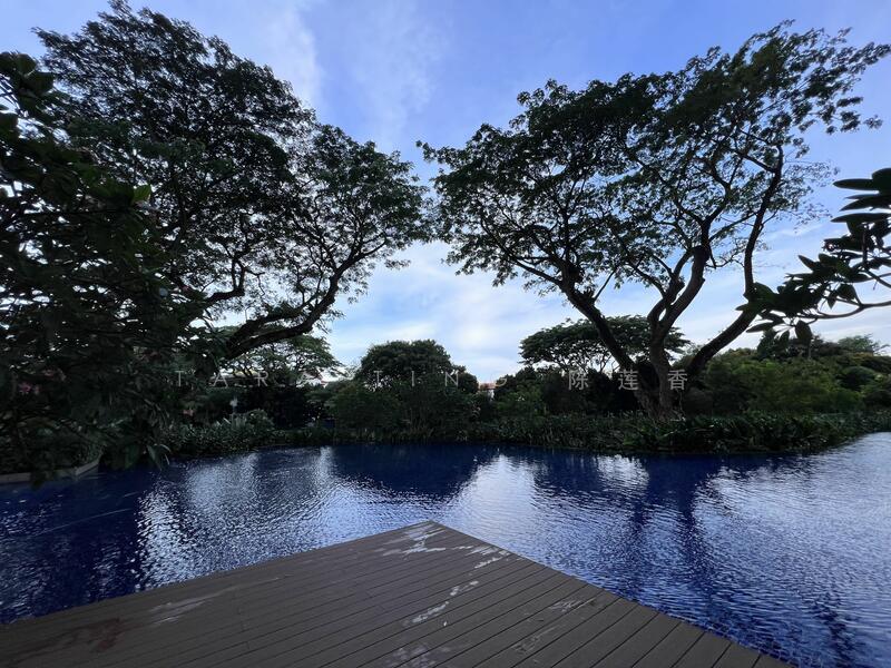 Leisure pool.