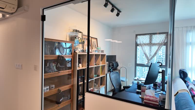 36 Margaret Drive HDB Flat For Sale at S$ 1,650,000 | PropertyGuru Singapore - Study Room