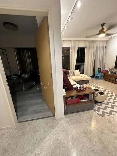 The Lakefront Residences, 42 Lakeside Drive, Boon Lay / Jurong / Tuas, 3 Bedrooms, 1,216 sqft, Condominium For Sale, by Raymond Giam (严麒敬), 24559879 - PropertyGuru.com.sg