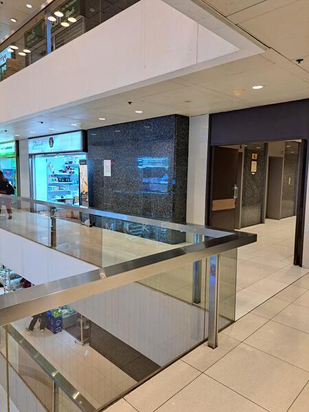 Peninsula Plaza, 111 North Bridge Road, City Hall / Clarke Quay, 340 sqft, Other Retail For Sale, by Mike ., 24560242 - CommercialGuru.com.sg