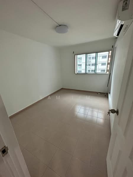 For Rent - 318 Bukit Batok Street 32