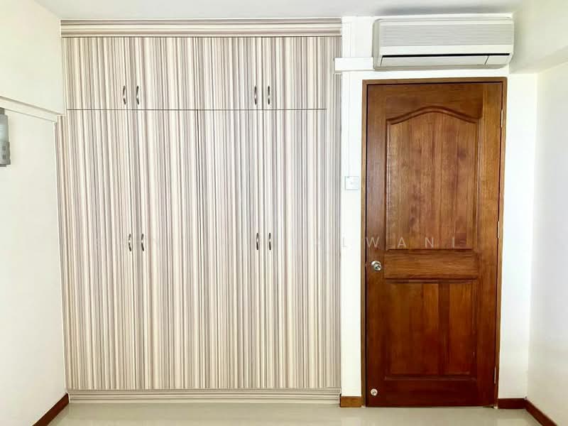 7 Marine Terrace, 7 Marine Terrace, 2 Bedrooms, 645 sqft, HDB Flat For Rent, by Soni M. Lalwani, 24562273 - PropertyGuru.com.sg