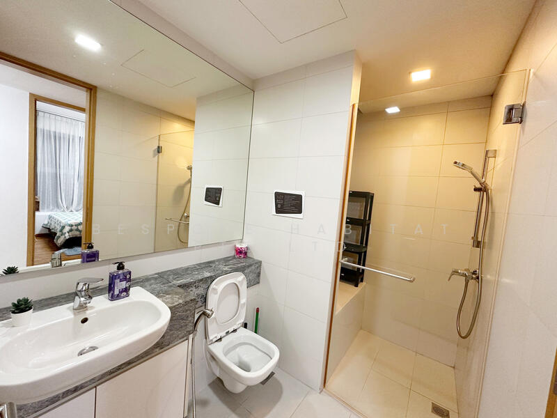Common bathroom 
