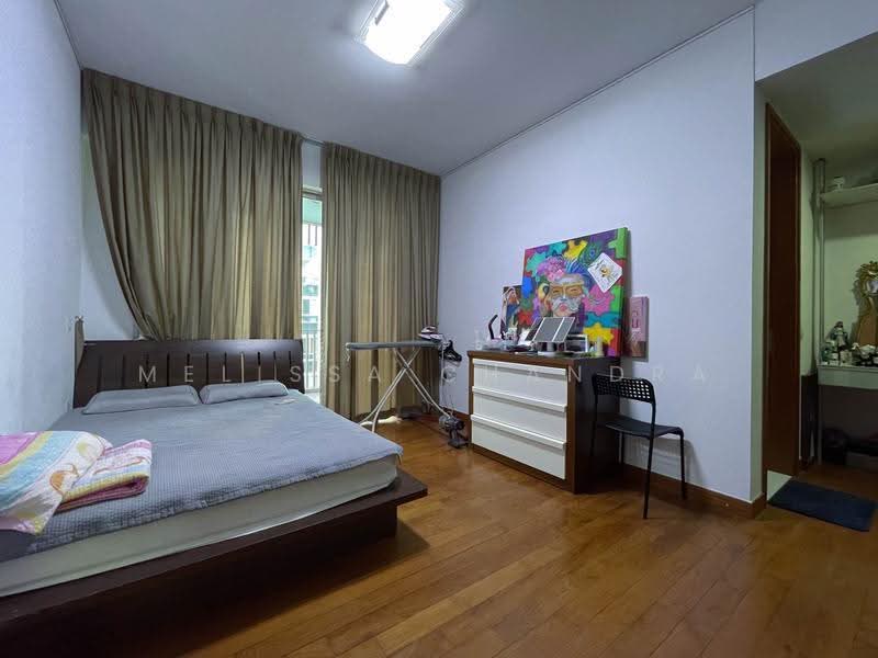 Floridian, 975 Bukit Timah Road, Clementi Park / Upper Bukit Timah, 4 Bedrooms, 1,851 sqft, Condominium For Rent, by Melissa Chandra, 24563713 - Master BR - PropertyGuru.com.sg