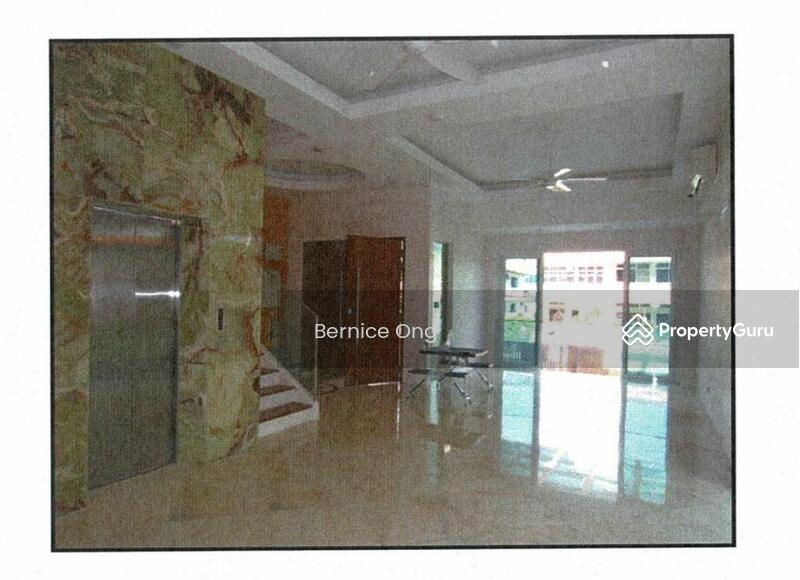 For Rent - Beautiful House with all ensuite n baths and Garden near MRT Eunos/Kembangan/Bedok