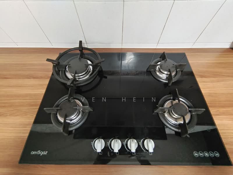 Melville Park, 28 Simei Street 1, 3 Bedrooms, 1,422 sqft, Apartment For Rent, by Sven Hein, 24564592 - PropertyGuru.com.sg