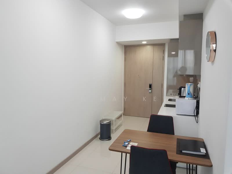 J Gateway, 2 Gateway Drive, 1 Bedroom, 527 sqft, Condominium For Rent, by Toh May Kee, 24564828 - PropertyGuru.com.sg