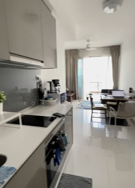 J Gateway, 2 Gateway Drive, 1 Bedroom, 527 sqft, Condominium For Rent, by Toh May Kee, 24564828 - PropertyGuru.com.sg