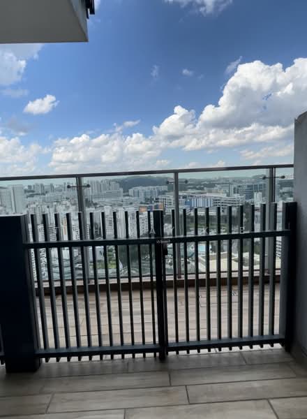 J Gateway, 2 Gateway Drive, 1 Bedroom, 527 sqft, Condominium For Rent, by Toh May Kee, 24564828 - PropertyGuru.com.sg