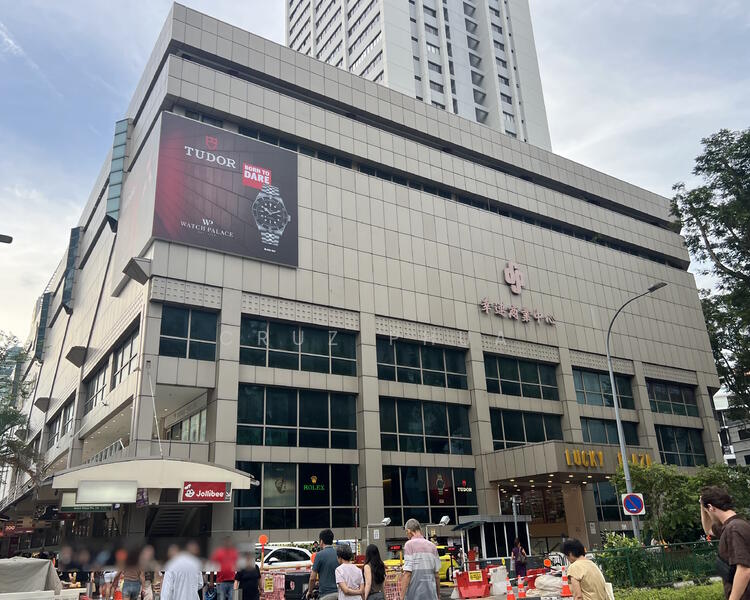 Far East Plaza Rolex Lucky Plaza Rolex GMT-Master II 116710BLNR