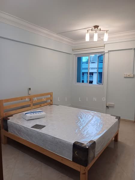 327 Clementi Avenue 5, 327 Clementi Avenue 5, 1 Bedroom, 787 sqft, HDB Flat For Rent, by Kan Li Ling, 24567813 - PropertyGuru.com.sg