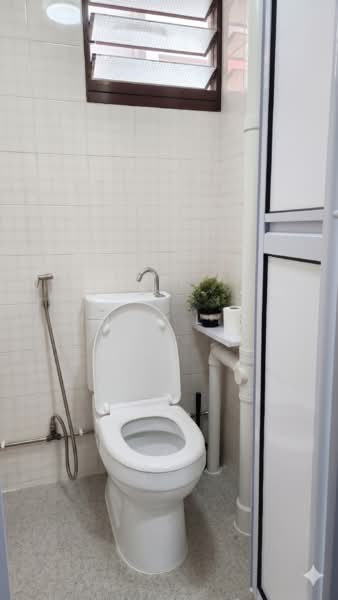 For Rent - 1 Beach Road