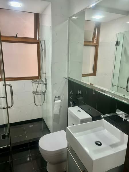 Vanadium Apartment For Sale at S$ 1,750,000 | PropertyGuru Singapore