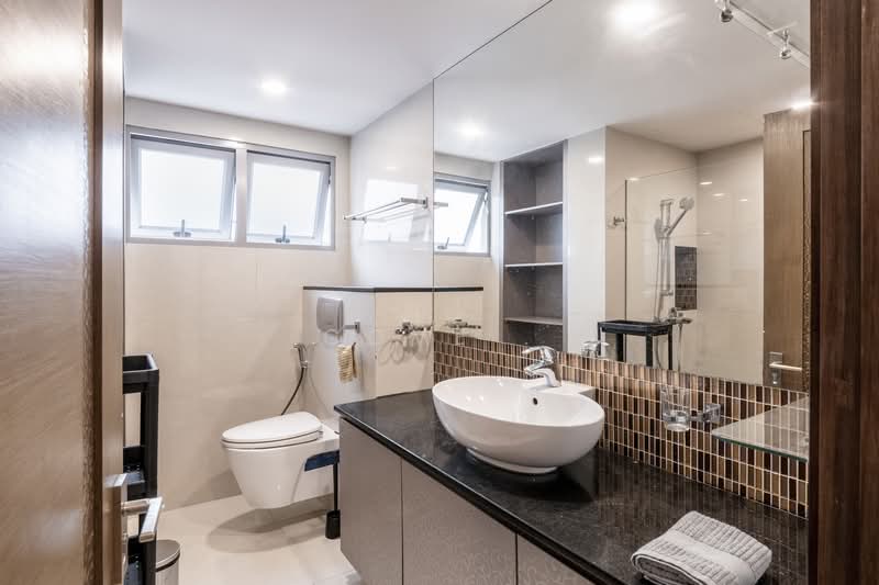 12A Lorong Salleh - Studio, Lorong Salleh, Studio, 380 sqft, Terraced House For Rent, by Cove, 24569323 - Pink bathroom - PropertyGuru.com.sg