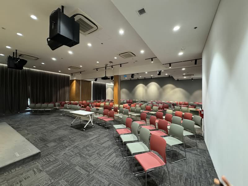 Outside cbd Fitted office near 2 mrt stations, , 10,000 sqft, Business / Science Park For Rent, by Leow Kok Wee, 24569721 - CommercialGuru.com.sg