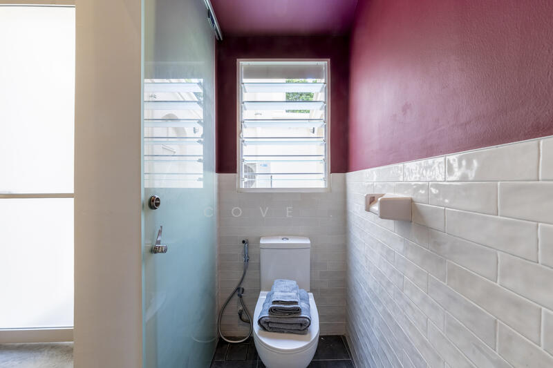Room 104 Bathroom
