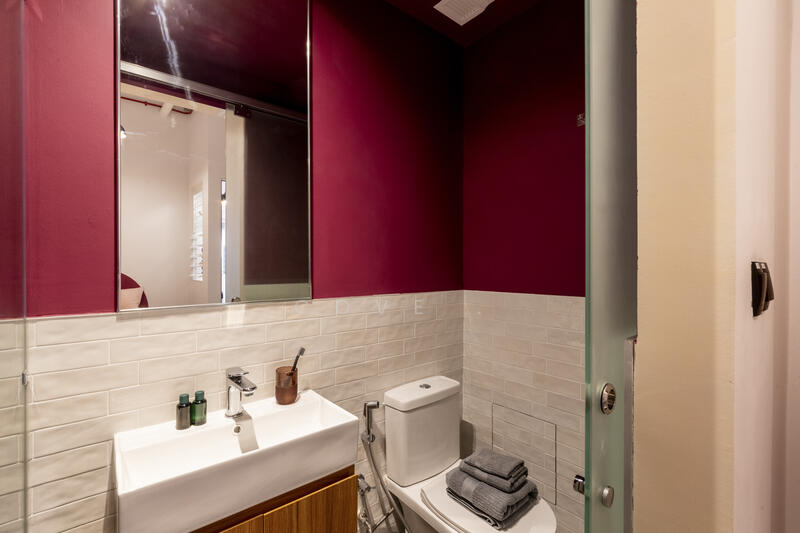 Room 105 Bathroom