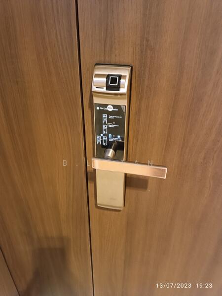 For Rent - Parksuites
