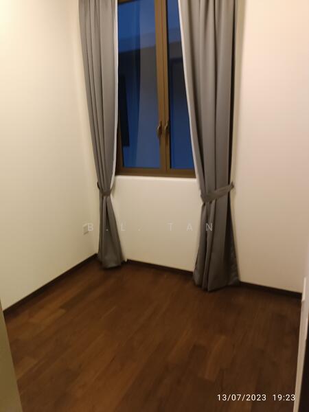 For Rent - Parksuites