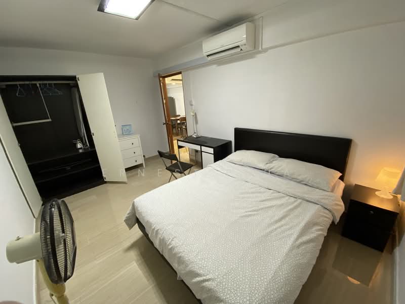 819 Tampines Street 81, 819 Tampines Street 81, 2 Bedrooms, 721 sqft, HDB Flat For Rent, by Ernest Phua, 24571895 - PropertyGuru.com.sg
