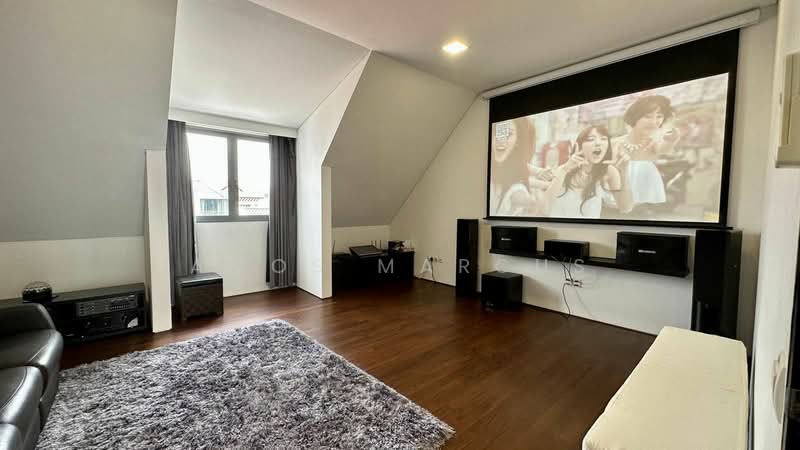 For Sale - Charlton Park