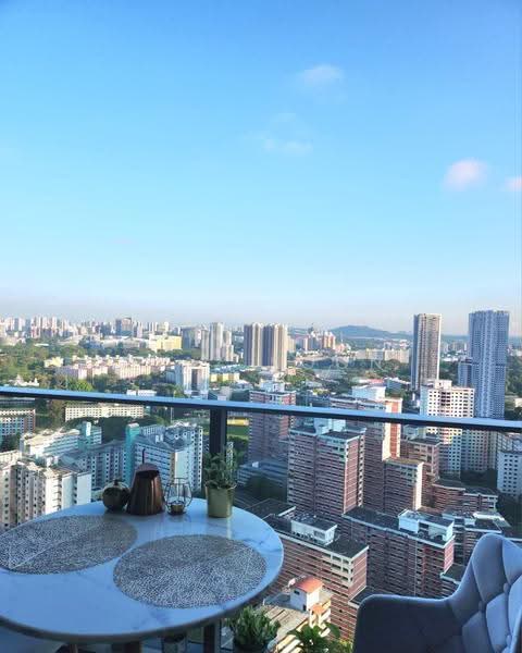 Stirling Residences, 21 Stirling Road, Alexandra / Commonwealth, 2 Bedrooms, 624 sqft, Condominium For Sale, by Diaz Soon, 24572971 - Balcony - PropertyGuru.com.sg