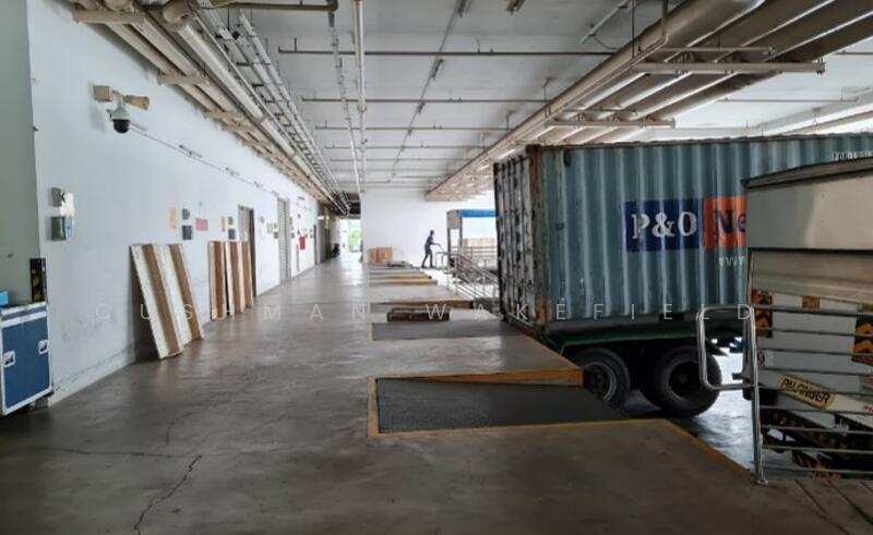 Admirax, 8 Admiralty Street, 10,000 sqft, Light Industrial (B1) For Rent, by LOW KIA HUI (MONICA), 24573412 - Loading / unloading bay - CommercialGuru.com.sg