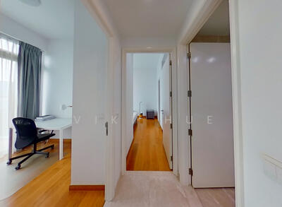 For Sale - Kingsford Hillview Peak