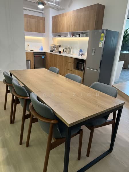 The Central, 8 Eu Tong Sen Street, 1,766 sqft, Office For Sale, by Andre Sion, 24573873 - CommercialGuru.com.sg