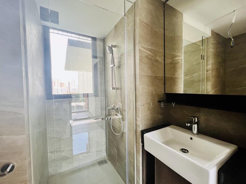 Riverfront Residences, 49 Hougang Avenue 7, 3 Bedrooms, 1,066 sqft, Condominium For Rent, by Riko Ashley, 24575068 - PropertyGuru.com.sg