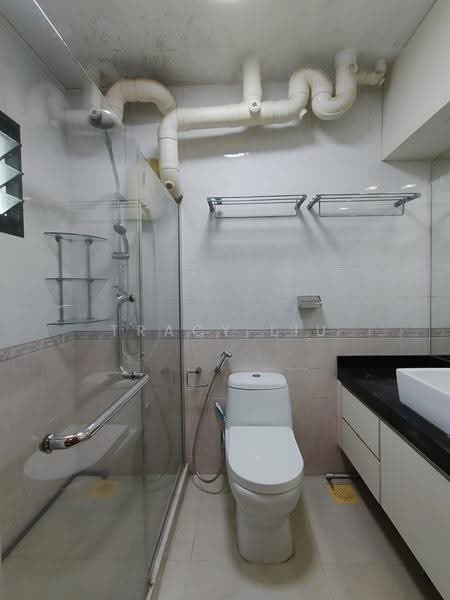 63 Teban Gardens Road, 63 Teban Gardens Road, Boon Lay / Jurong / Tuas, 3 Bedrooms, 1,238 sqft, HDB Flat For Rent, by Tracy Liu, 24575359 - PropertyGuru.com.sg