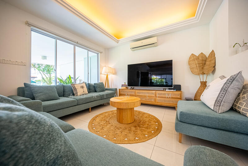 Shamrock Park SemiDetached House For Sale at S 15,800,000