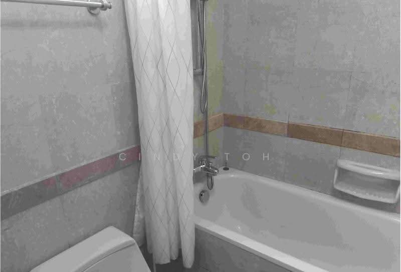 Tanglin Regency, 381 Tanglin Road, Tanglin / Holland / Bukit Timah, 2 Bedrooms, 883 sqft, Apartment For Rent, by Cindy Toh, 24576368 - PropertyGuru.com.sg