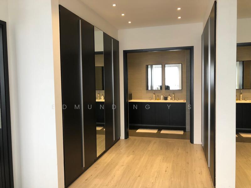 Walk-in wardrope outside the master bath area.