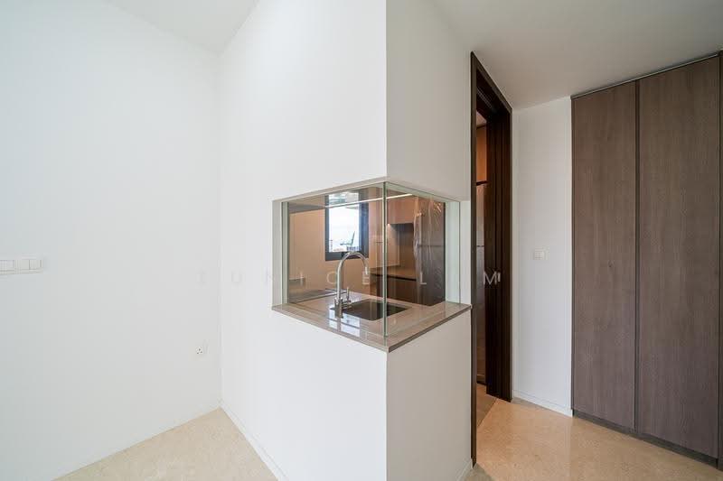 Avenue South Residence, 13 Silat Avenue, Alexandra / Commonwealth, 2 Bedrooms, 732 sqft, Condominium For Rent, by Eunice Lam, 24578797 - PropertyGuru.com.sg