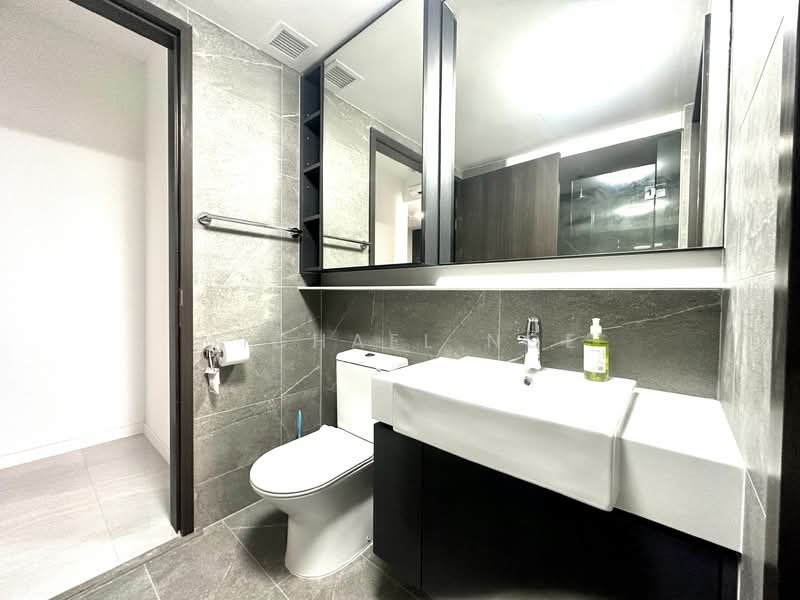 Riverfront Residences Condominium For Sale at S$ 850,000 | PropertyGuru Singapore