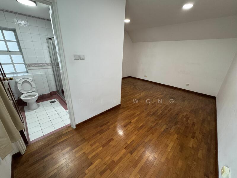 For Rent - Savoy Park