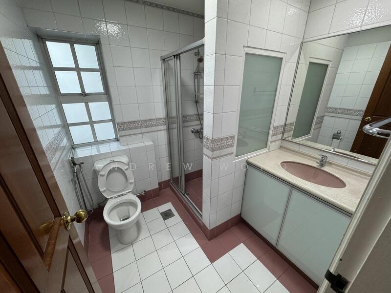 For Rent - Savoy Park