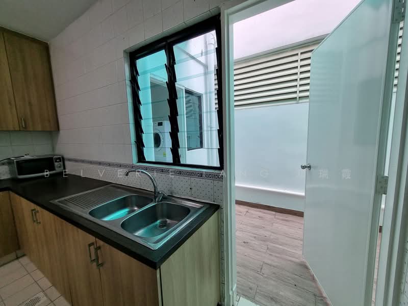 Siglap Centre, 55 Siglap Road, East Coast / Marine Parade, 3 Bedrooms, 1,290 sqft, Apartment For Rent, by Belverie Tang 邓瑞霞, 24581144 - PropertyGuru.com.sg