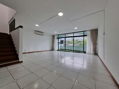 For Rent - Siglap Center