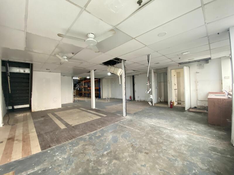 Wcega Plaza, 1 Bukit Batok Crescent, Dairy Farm / Bukit Panjang / Choa Chu Kang, 2,433 sqft, Light Industrial (B1) For Sale, by Cerlyn Zhang, 24582259 - CommercialGuru.com.sg