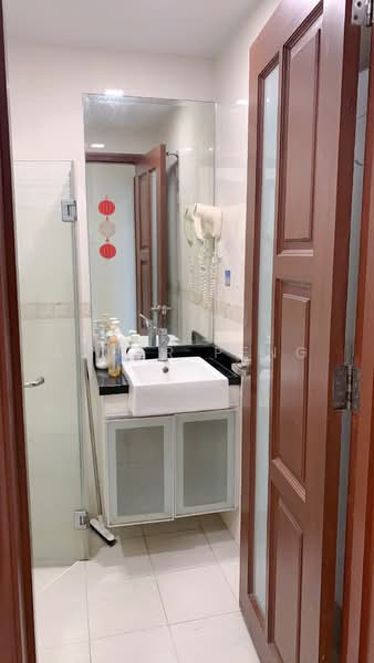 Hazel Park Condo, 25 Hazel Park Condo, 3 Bedrooms, 1,335 sqft, Condominium For Rent, by Amber Peng, 24582774 - PropertyGuru.com.sg
