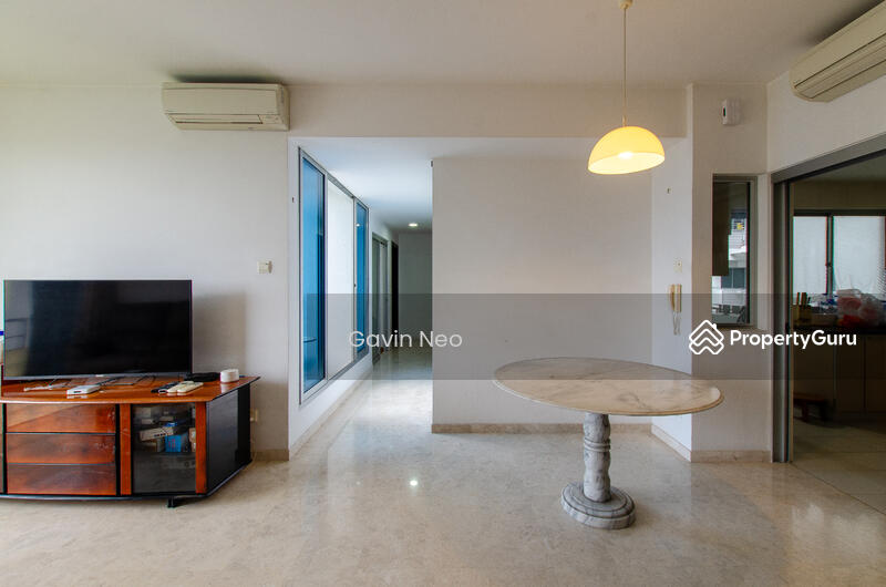 For Rent - Grandeur 8