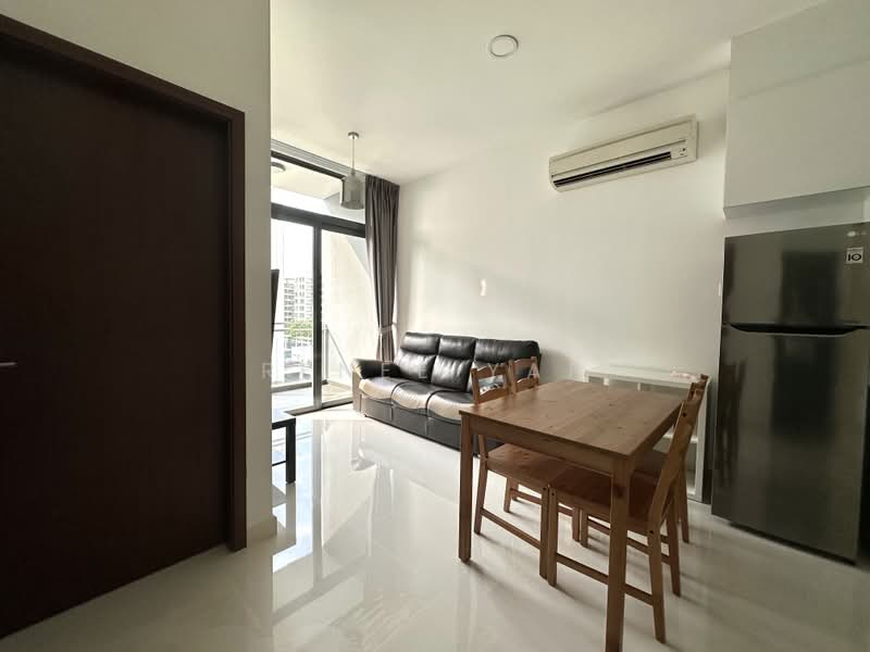 Urban Vista, 4 Tanah Merah Kechil Link, 2 Bedrooms, 592 sqft, Condominium For Rent, by Renee Yap, 24584171 - PropertyGuru.com.sg
