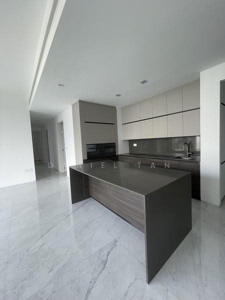 Sloane Residences, 17 Balmoral Road, Tanglin / Holland / Bukit Timah, 4 Bedrooms, 1,496 sqft, Condominium For Rent, by Daniel Tan, 24584793 - PropertyGuru.com.sg